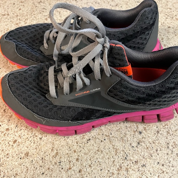 Reebok Smoothflex Cushrun Size 8.5 - Picture 2 of 5